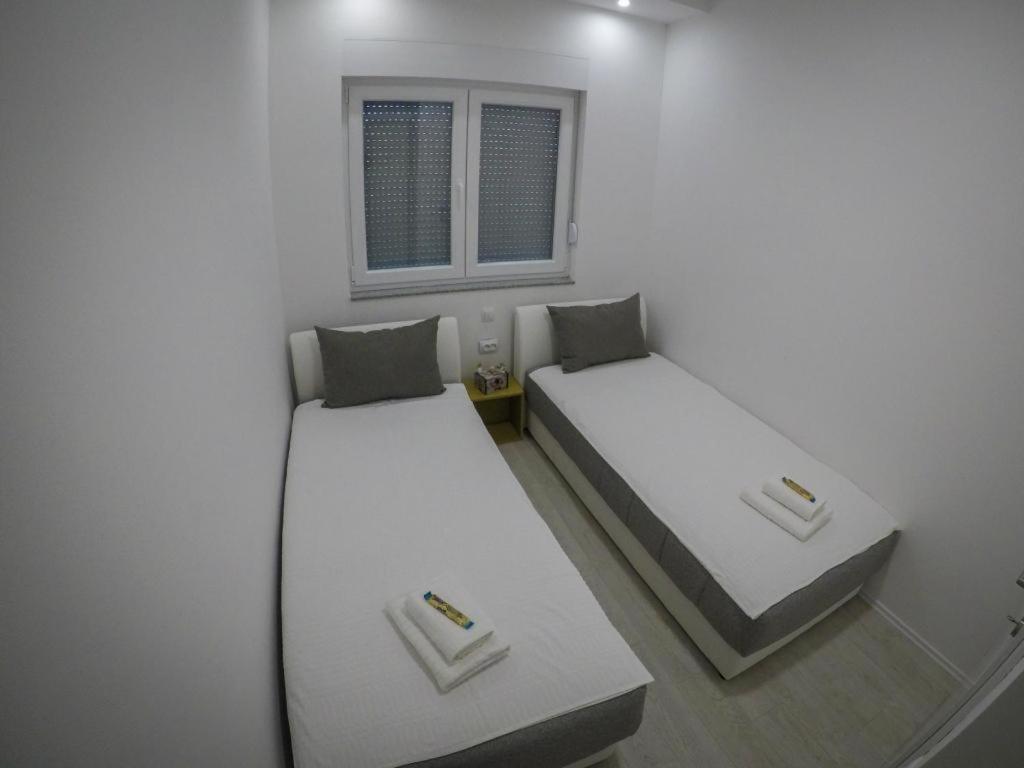 Apartments Tila Τρέμπινιε Εξωτερικό φωτογραφία